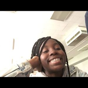 Meet your Posher, Zair